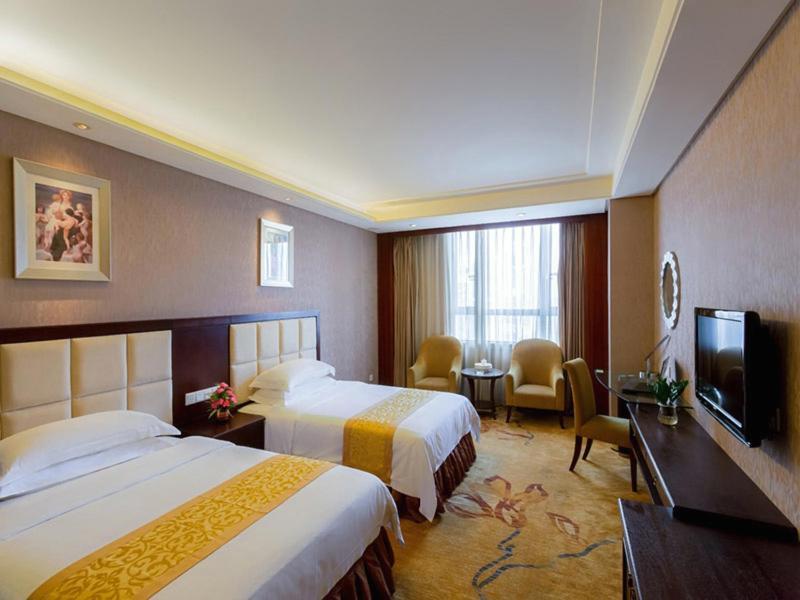 Vienna Hotel Lufeng Peopole Road エクステリア 写真