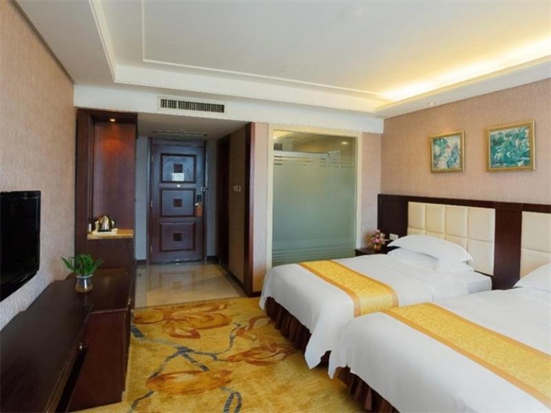 Vienna Hotel Lufeng Peopole Road エクステリア 写真