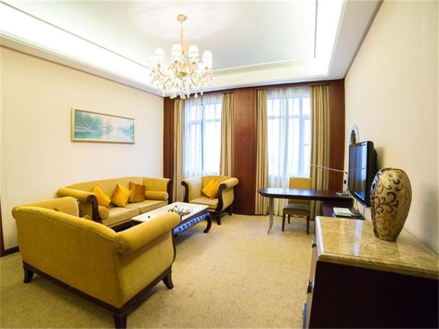 Vienna Hotel Lufeng Peopole Road エクステリア 写真
